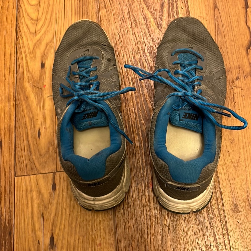 NIKE running shoes